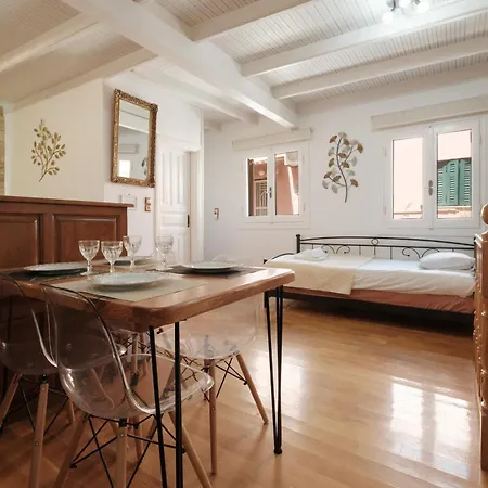 Elieta Corfu Town Family House 2 Ferienhaus *